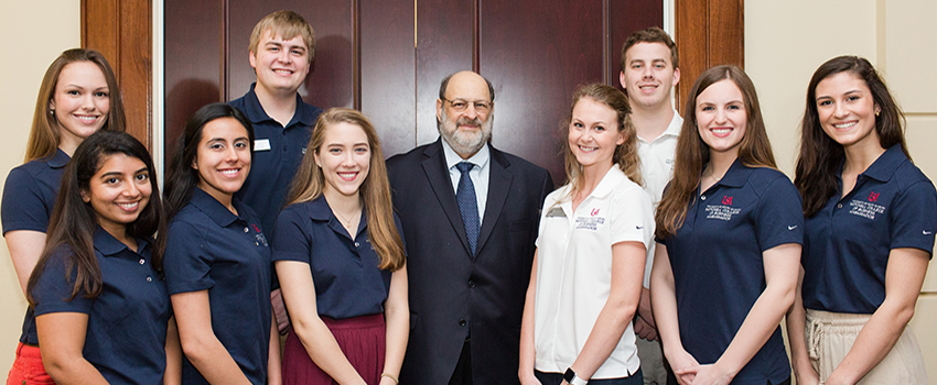 Mitchell Ambassadors were thrilled to meet Dr. Stuart Diamond during his visit to MCOB in February. 