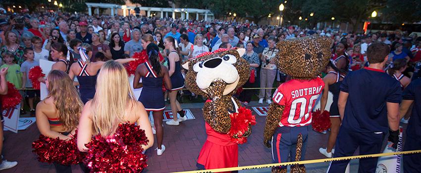 Southpaw and Miss Pawls at Homecoming parade