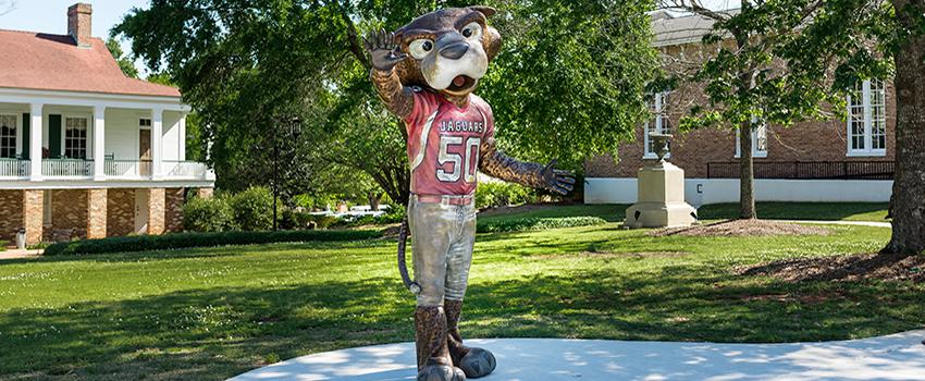 Southpaw statue in front of Alumni