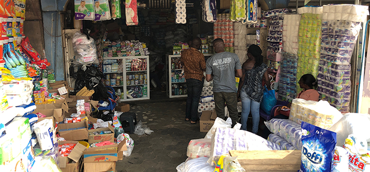 People shopping in Africa.