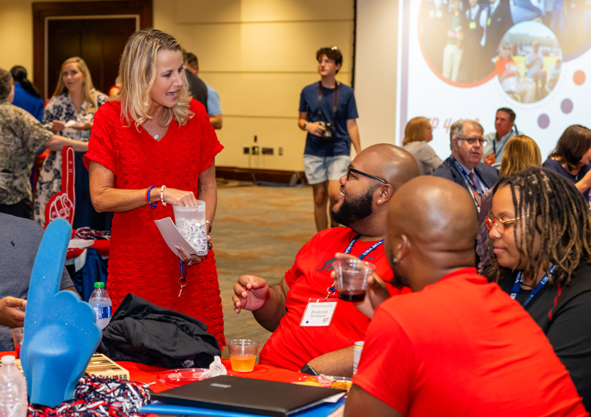 A group of alumni at an event.