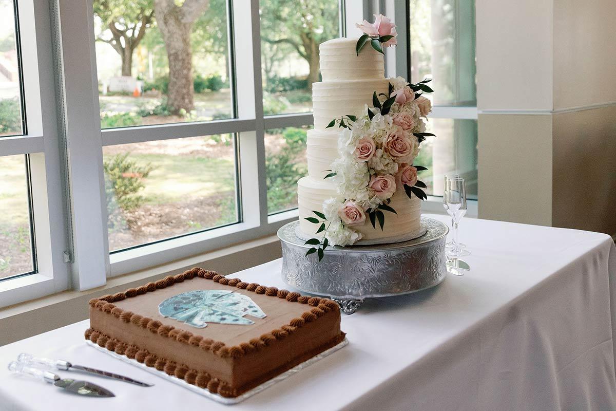 Mobile Wedding Photographer Cakes