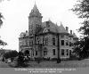 The old Baldwin County courthouse in Bay Minette, Alabama, around 1920.