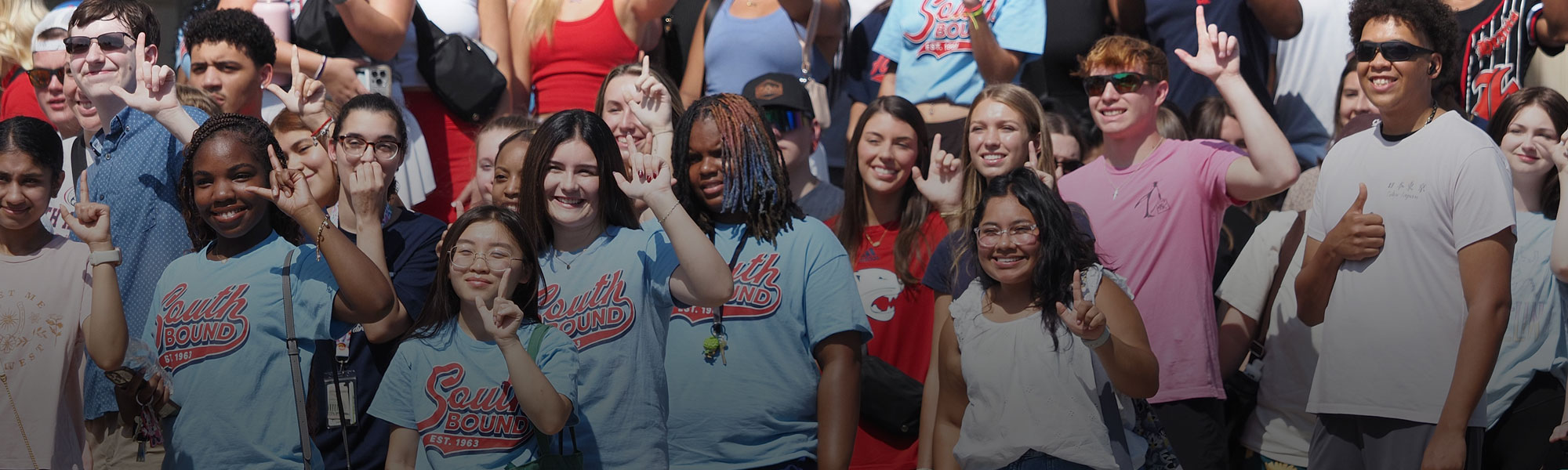 Group of University of South Alabama students participating in Week of Welcome activities on campus