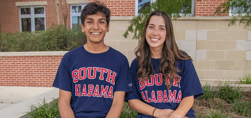 Junior biomedical sciences students Neil Chaudhary and Andrea Vavrinek attended a meeting and lunch hosted by the USA Foundation on Thursday, August 25. The USA Foundation is a philanthropic organization dedicated to supporting the University of South Alabama’s academic programs, faculty and students. 