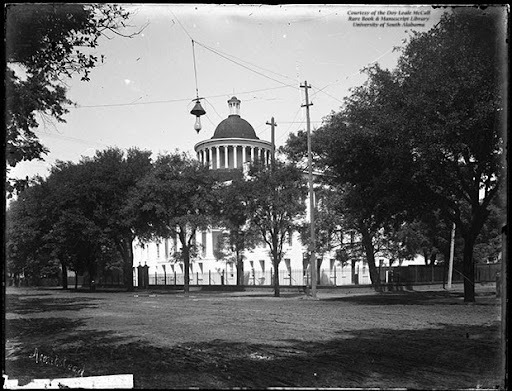 Photo of Barton Academy in 1896, courtesy of T. E. Armitstead Collection, The Doy Leale McCall Rare Book and Manuscript Library, University of South Alabama.