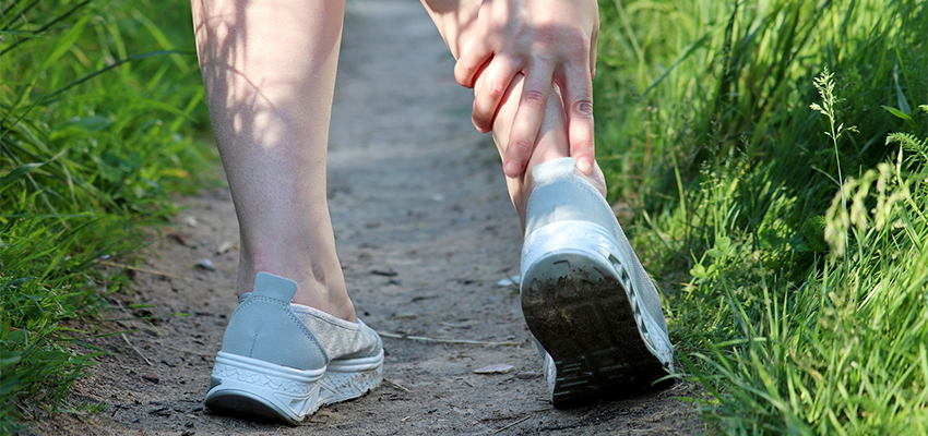 A common cause of heel pain in runners is plantar fasciitis. It is a painful condition that feels like a bruise after stepping on a stone, but it just does not go away.
