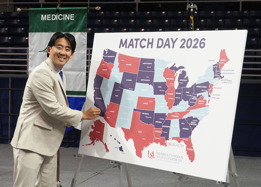 Noah Que pins his residency placement on the map