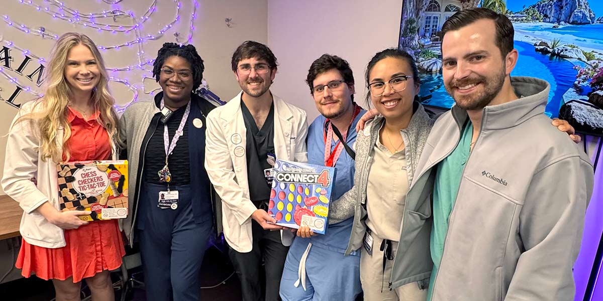 Residents recognized for humanistic care