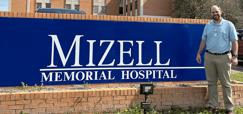As the new chief executive officer of Mizell Memorial Hospital in Opp, Alabama, Mitchell Myers appreciates everything he learned about nursing, leadership and accountability during his time in both the accelerated bachelor’s in nursing program and the clinical nurse leader master’s program at the USA College of Nursing.