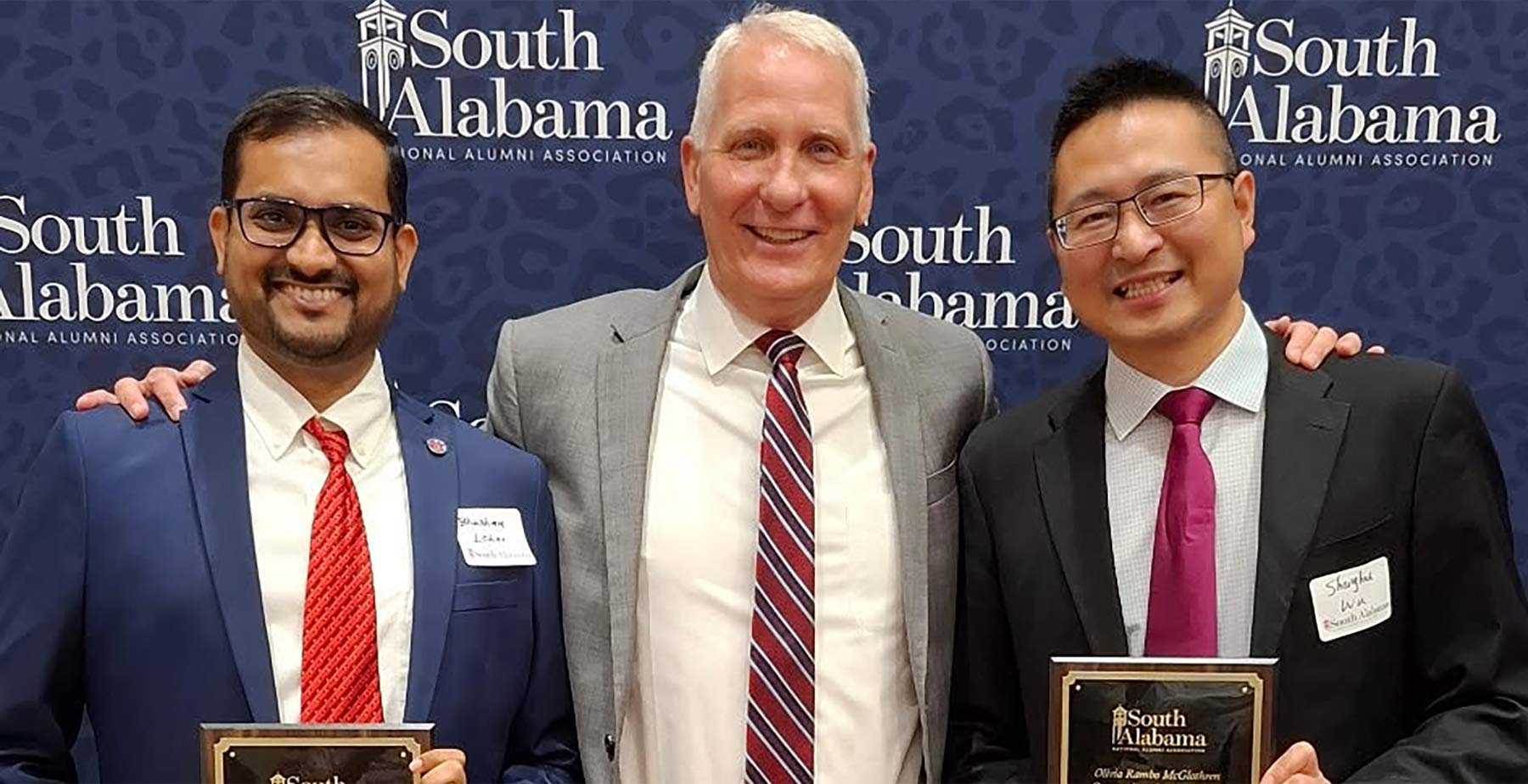 Engineering Faculty Recognized by USA National Alumni Association