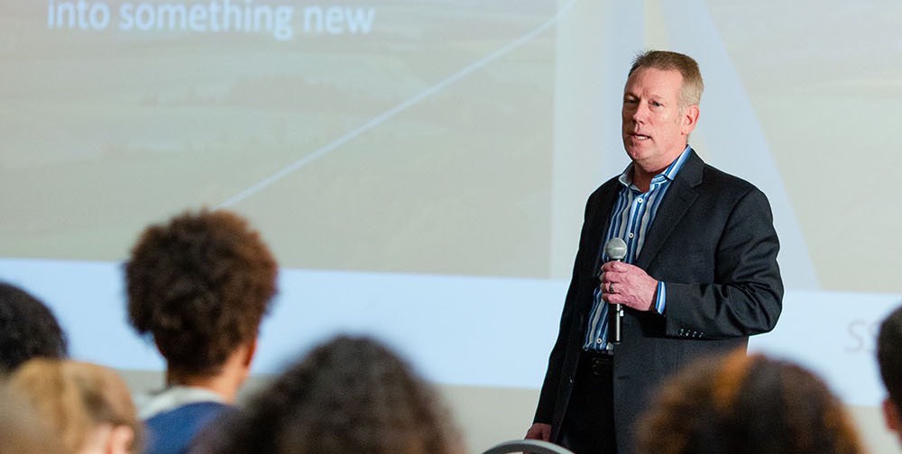 Chuck Schmitt, President of SSAB Americas, speaks to students. data-lightbox='featured'