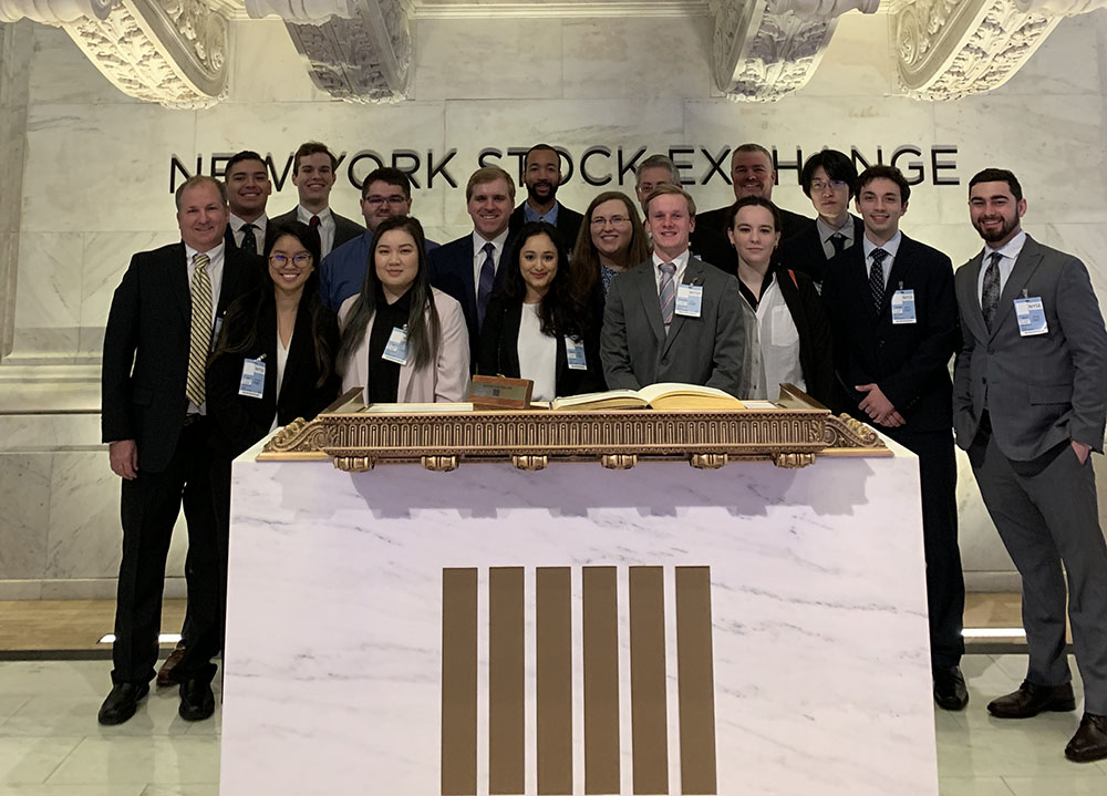 Sixteen student members of the South Alabama chapter of the Financial Management Association (FMA) attended the 2019 FMA Leaders’ Conference on March 7th and 8th in New York City.