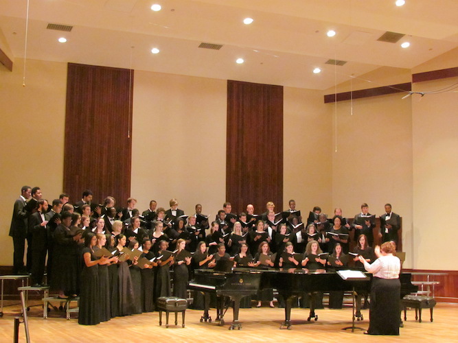 USA Concert Choir conducted by Laura Moore