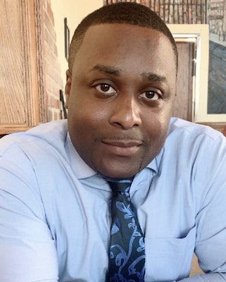 Pictured is pianist Roderick Crenshaw. data-lightbox='featured'