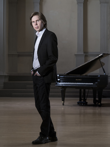 Pianist Juho Pohjonen