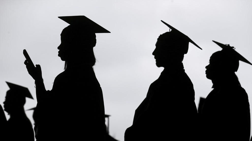Computing Claims Second-Highest Post-College Earnings Computing Claims Second-Highest Post-College Earnings