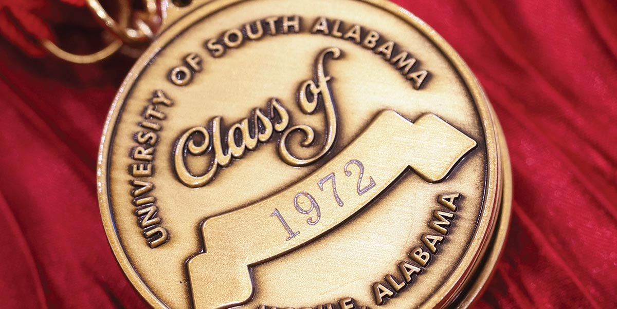USA Alumni medal