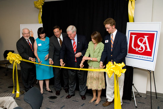 L to R:  Lee Evans, Karen Marlowe, Dr. John Heilman, Gordon Moulton, Pat Covey, and Matt Jenkins