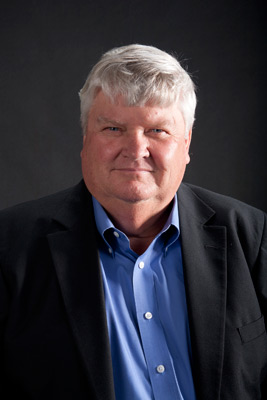 USA Names Stephen H. Simmons Vice President for Financial Affairs 