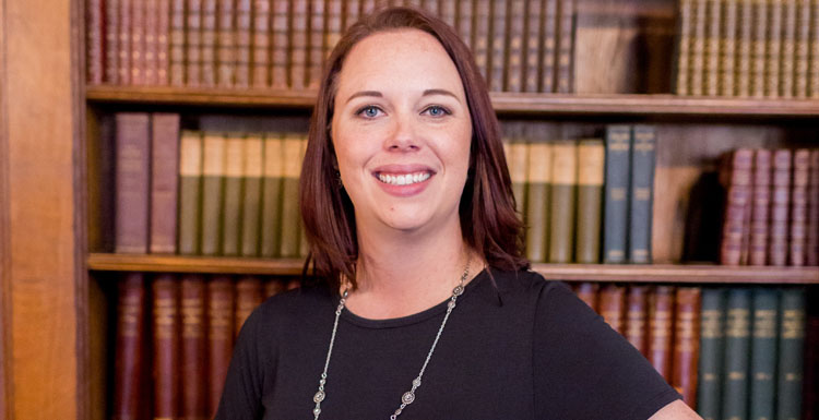 University of South Alabama graduate student, Marcee Hinds has been selected the Alabama High School History Teacher of the Year. data-lightbox='featured'