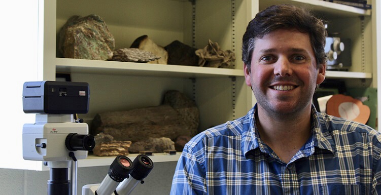 Dr. William T. Jackson Jr., assistant professor of geology, will receive the 2018 Stephen E. Laubach Structural Diagenesis Research Award from the Geological Society of America.