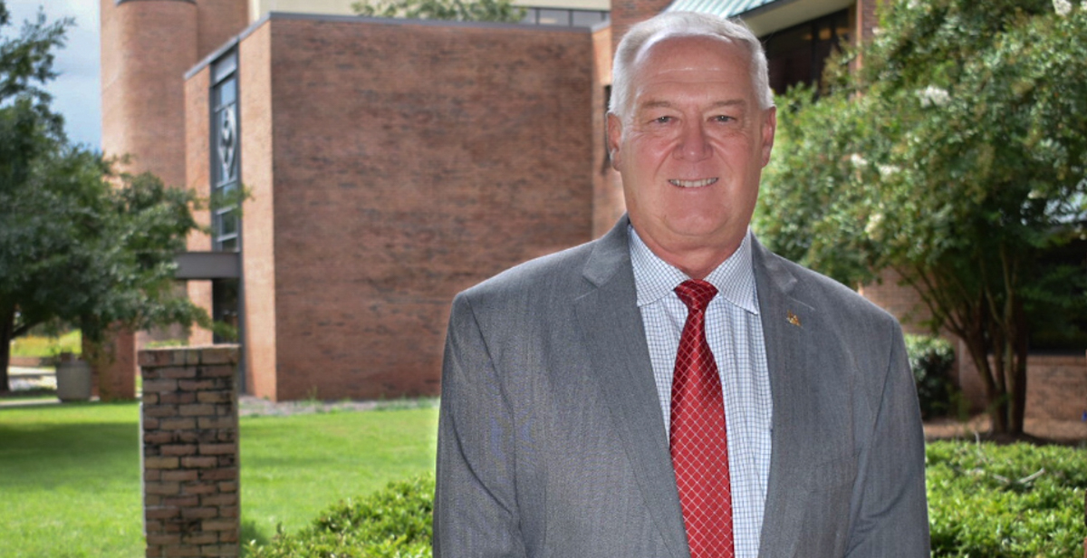 Kevin Fralicks, associate vice president for university development, arrives at South from the University of Washington, where he served as assistant dean and chief advancement officer.