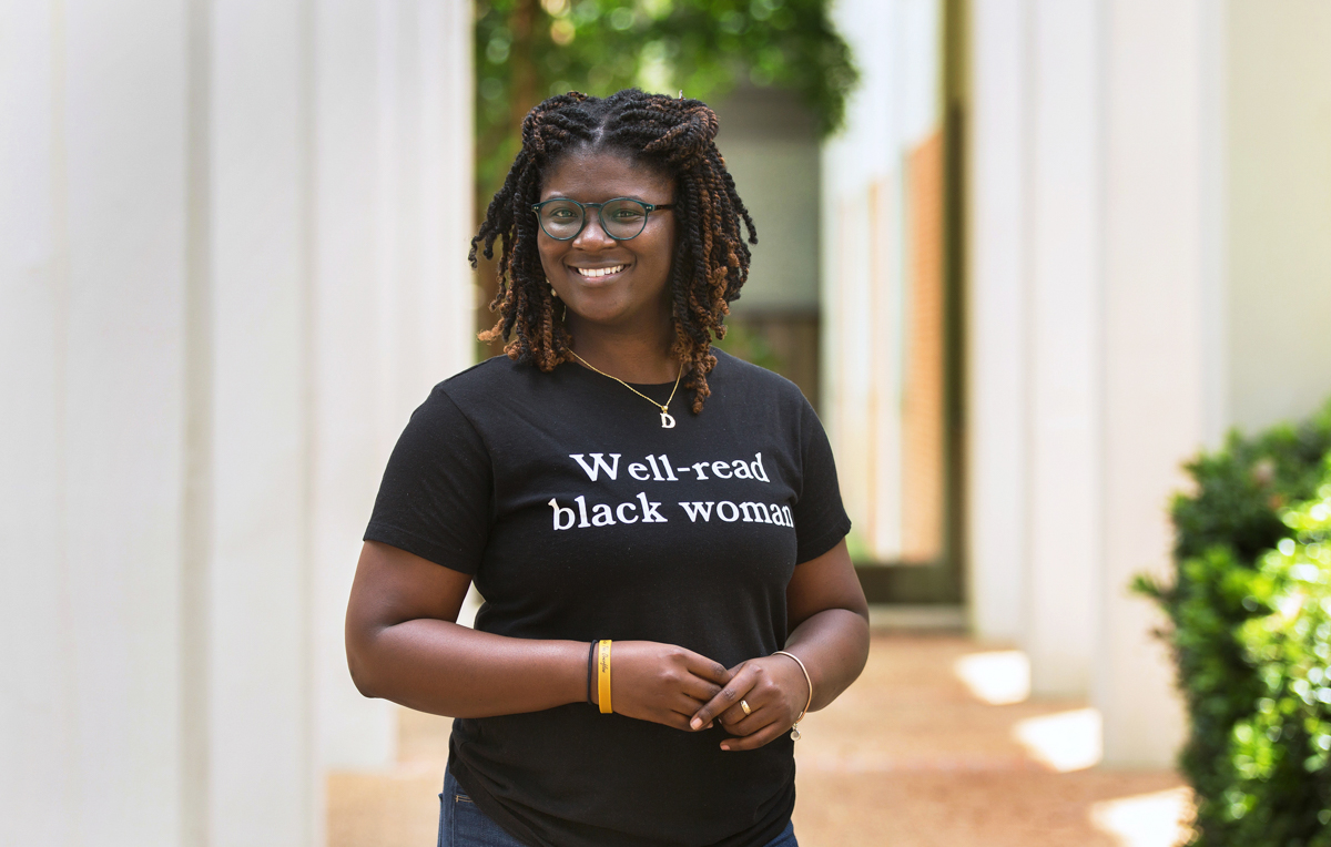 De’Asia Aaron, a psychology major, is doing an interdisciplinary project called “The Liminal Spaces: Exploring the Historical Construction of Black Identity/Identities.”