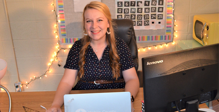 Emma Stetzinger is part of the "Transitioning to Teaching" program which allows students to teach full-time in the Mobile County School System's Virtual Academy of Learning during their final semester at the University of South Alabama.