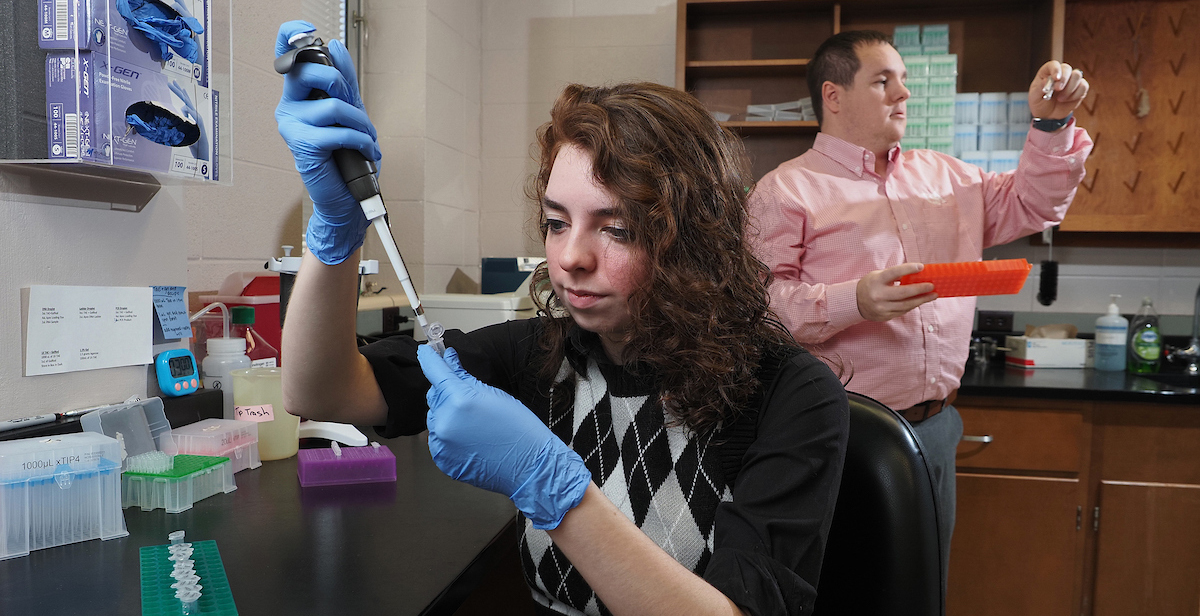 Dr. Jason Strickland, an assistant professor of biology at the University of South Alabama, and senior India Hughes helped identify two new snake species — the Tricolor Snailsucker and the Poppyfield Snailsucker — by sequencing snake DNA. 