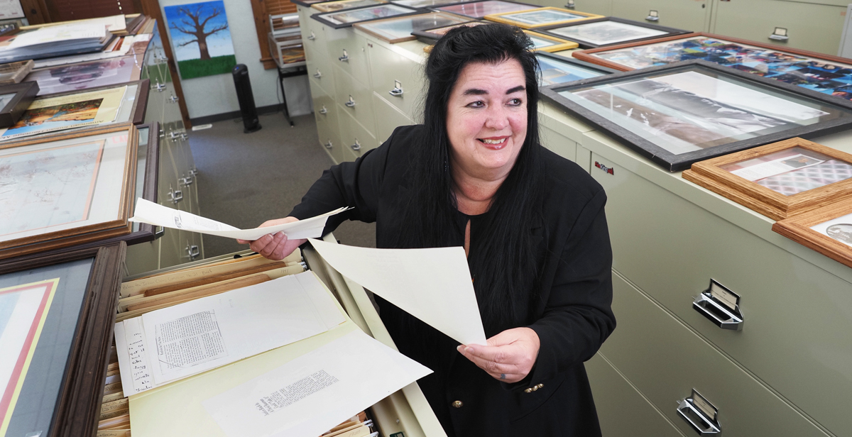 University of South Alabama alumna Dr. Deidra Suwannee Dees, the archive director for the Poarch Band of Creek Indians, earned graduate degrees from Cornell and Harvard universities.