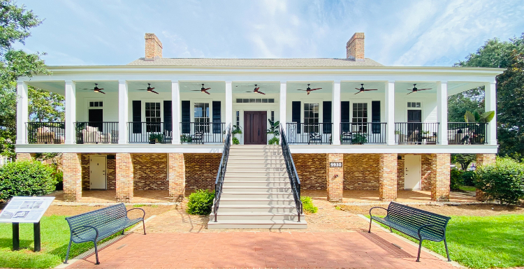 The Multicultural Leadership Center at the University of South Alabama is designed to be a welcoming, engaging, supportive and inclusive environment for students.