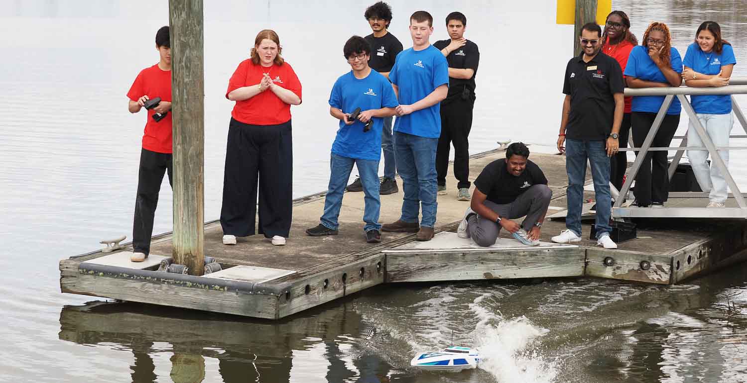 data-lightbox='featured'