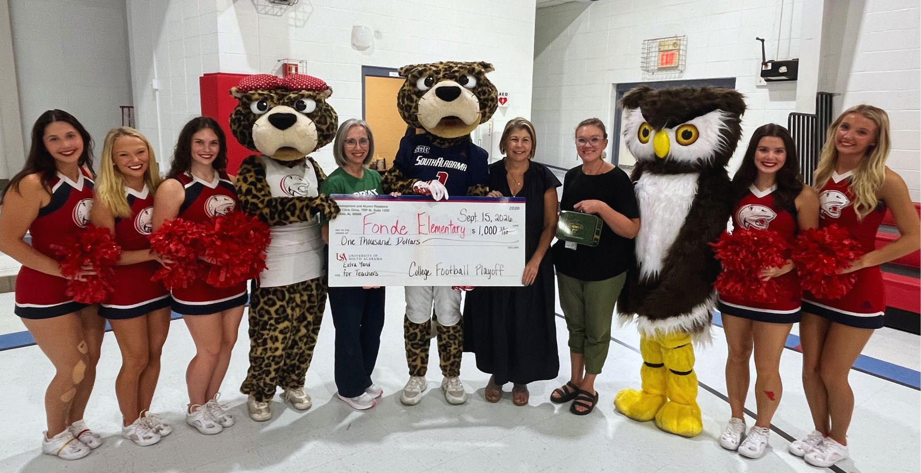 South Surprises Fonde Elementary During Extra Yard for Teachers