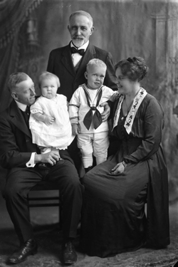 Members of the Jensen family, about 1920